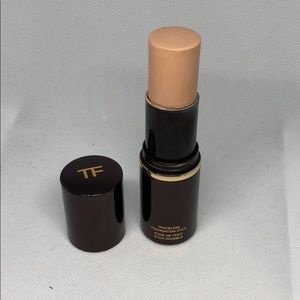 TOM FORD TRACELESS FOUNDATION STICK BUFF 2.0